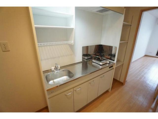 A・City七条のキッチン|コンパクトなキッチンで掃除もラクラク