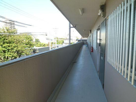 第五西垣ハイツのロビー