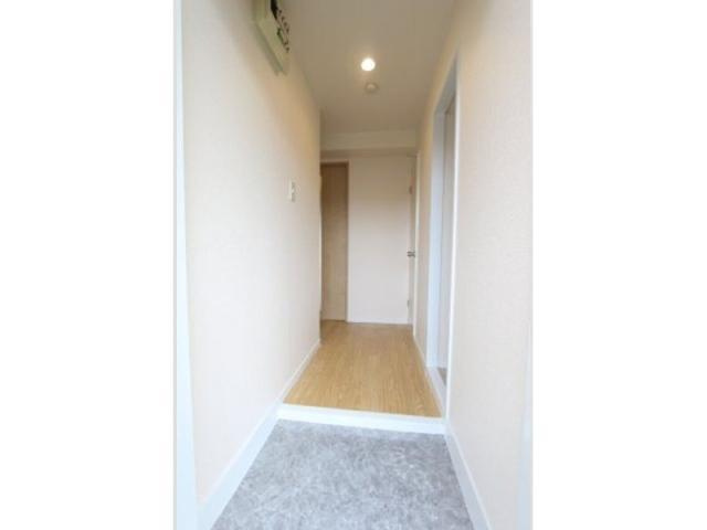 メゾン岩室の玄関|落ち着いた玄関です