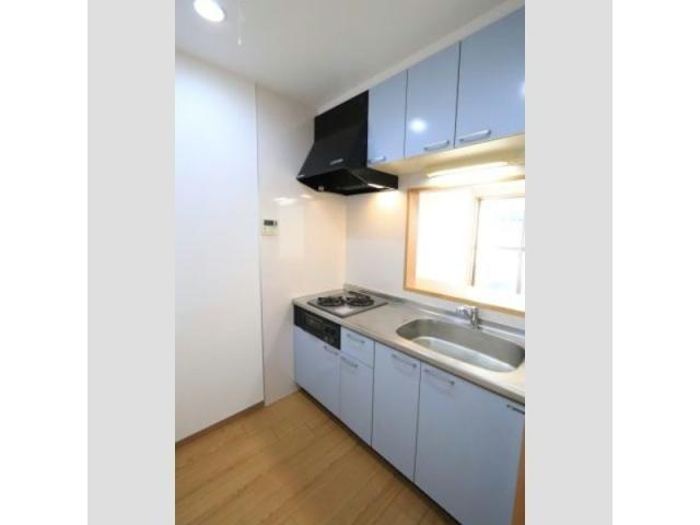 プラネットⅠのキッチン|コンパクトなキッチンで掃除もラクラク