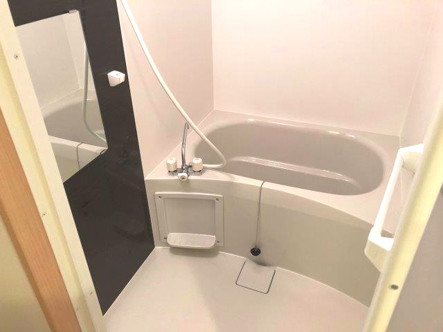 A・City港本宮の浴室