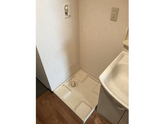 アスティオス港楽の設備|洗濯機置き場です