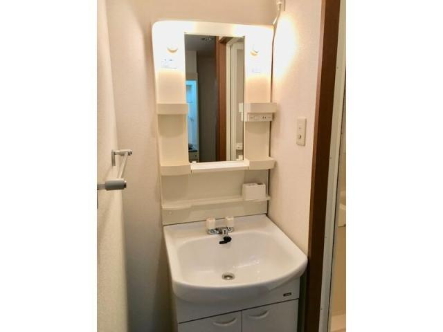 メゾン・アンクレの洗面所|コンパクトで使いやすい洗面所