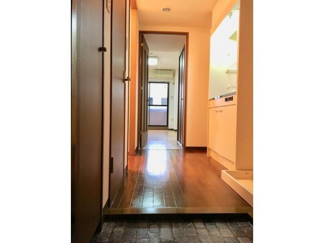 メゾン・アンクレの玄関|落ち着いた玄関です