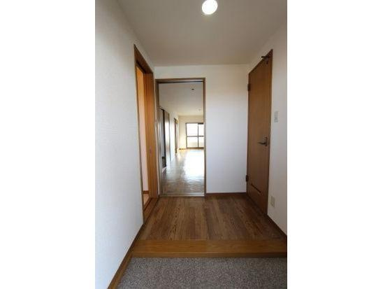 第５グランドハイツ鬼頭の玄関|きれいな玄関です