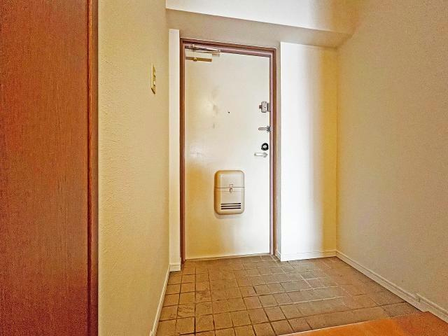 アビタシオン一番の玄関