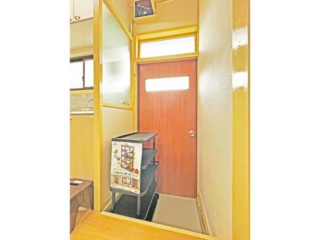 マルコ荘の玄関