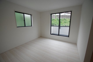 【洋室】 | 【仲介手数料無料！！】日野市新町２丁目　新築戸建て（全7棟）2号棟　4880万円