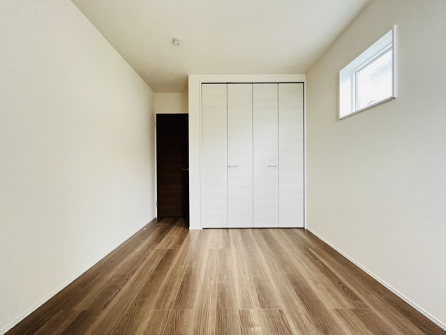 刈谷市今川町山ノ端115番1『仲介手数料無料』新築戸建ての洋室