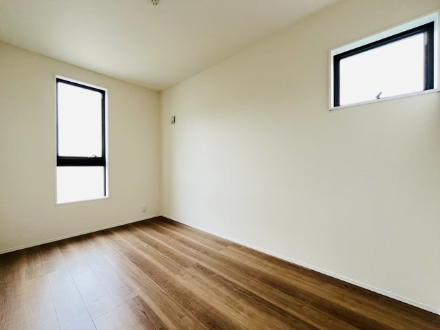 刈谷市今川町山ノ端115番1『仲介手数料無料』新築戸建ての洋室