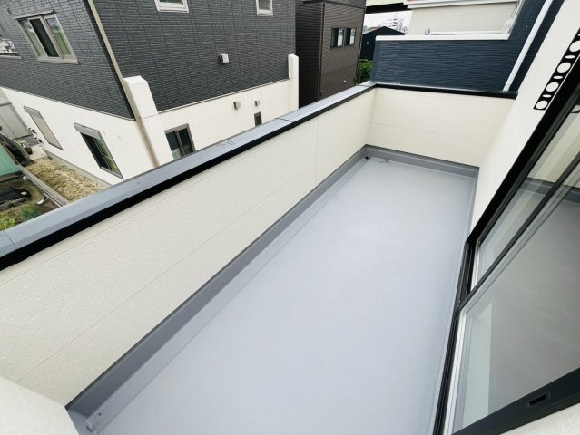 刈谷市今川町山ノ端115番1『仲介手数料無料』新築戸建てのバルコニー