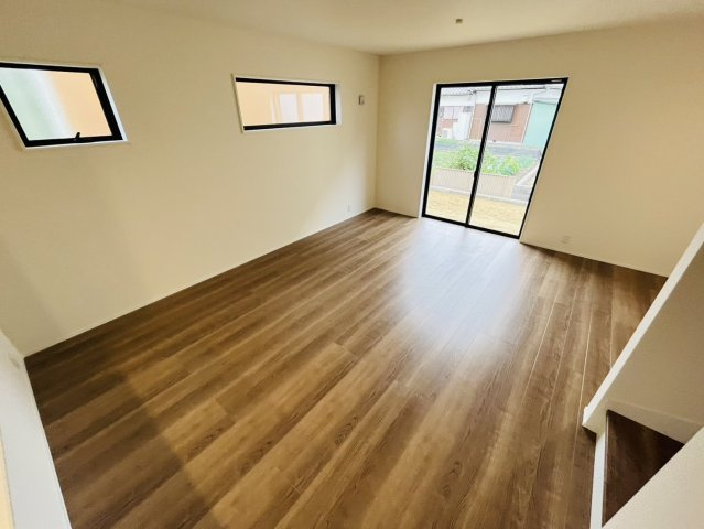 刈谷市今川町山ノ端115番1『仲介手数料無料』新築戸建ての居間・リビング