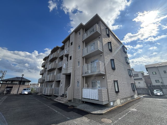 コウジィーコートの外観