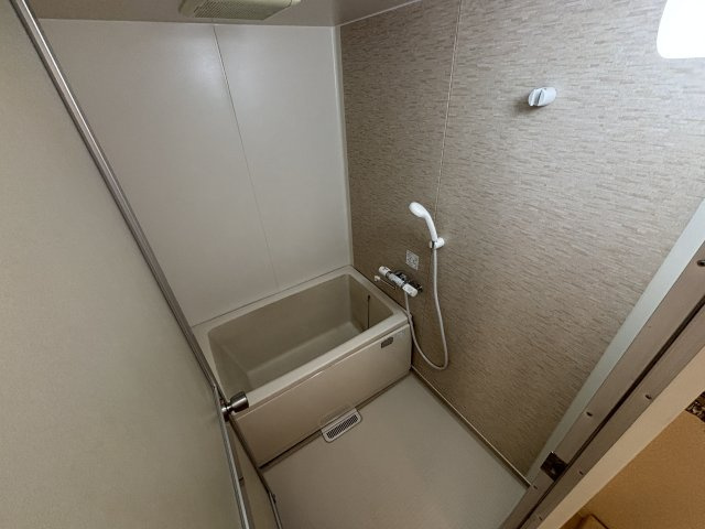 コウジィーコートの浴室