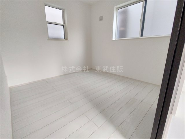 【洋室】 | 志木市柏町第１ | 2階洋室4.5帖、明るい洋室です