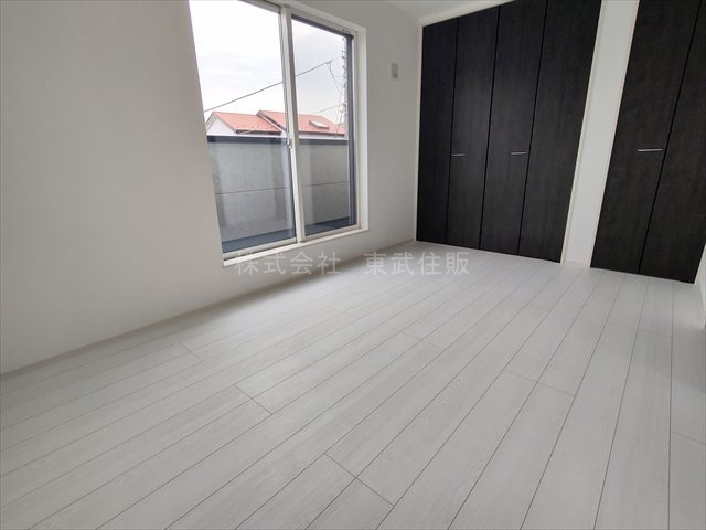 【寝室】 | 志木市柏町第１ | 3階洋室6.7帖、ゆとりの広さです