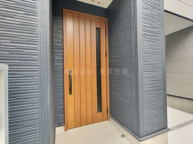 【玄関】 | 志木市柏町第１ | 落ち着いた玄関です