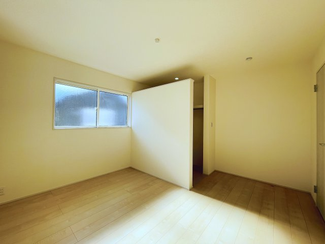 【寝室】 | 寄居町露梨子　Livele Garden.s　新築戸建　全8棟　5号棟