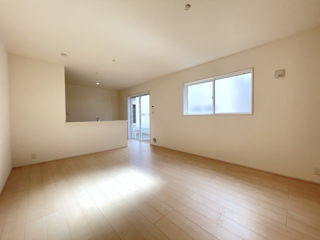 【居間・リビング】 | 寄居町露梨子　Livele Garden.s　新築戸建　全8棟　5号棟