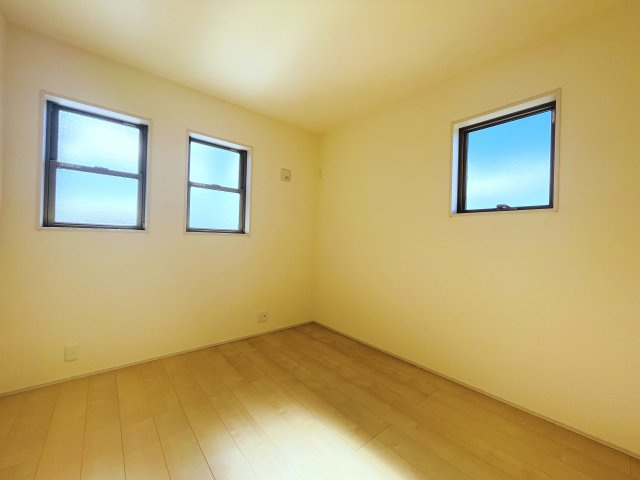 【洋室】 | 寄居町露梨子　Livele Garden.s　新築戸建　全8棟　6号棟