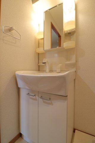 アーニスト新合川の独立洗面台