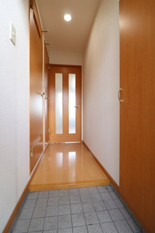 アーニスト新合川の玄関