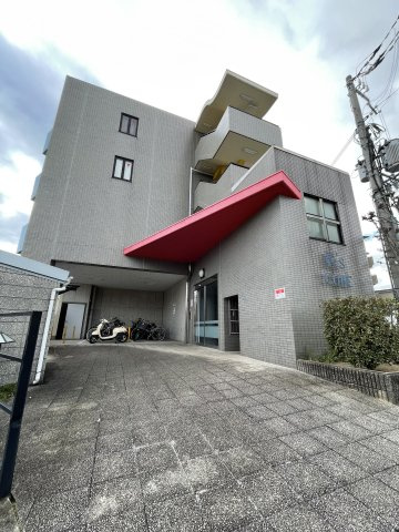 ケイズキューブのその他共用部分|アプローチです