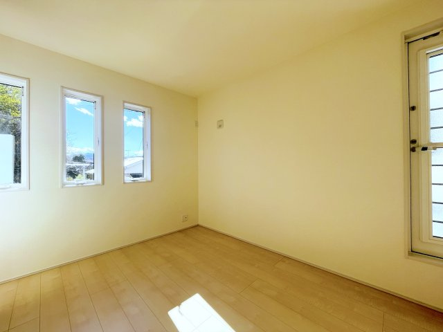 【洋室】 | 寄居町露梨子　Livele Garden.s　新築戸建　全8棟　7号棟