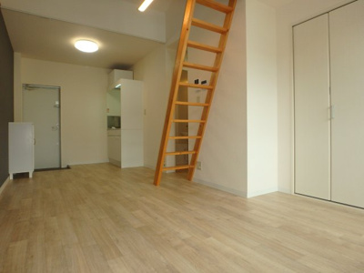 【洋室】 | クレストウッド | 松島　クレストウッド　1R+ロフト　洋室