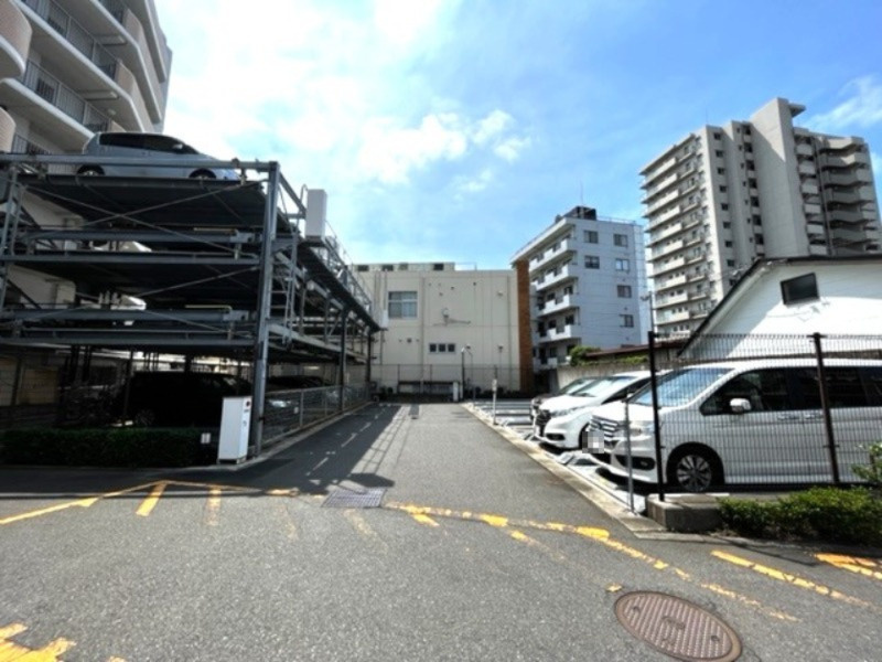 エンゼル茅ヶ崎テラスの駐車場|敷地内駐車場