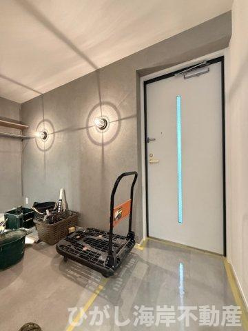 パシフィックガーデン茅ヶ崎A棟の玄関|10月20日　新規リフォーム中　玄関