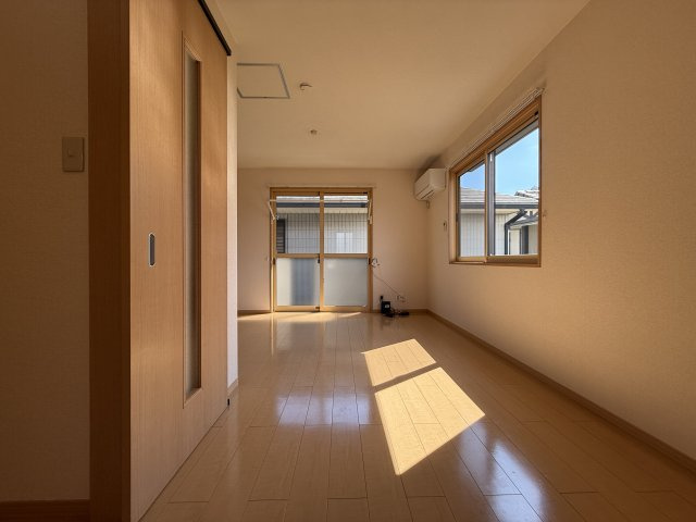 アペルトコートBの居間・リビング