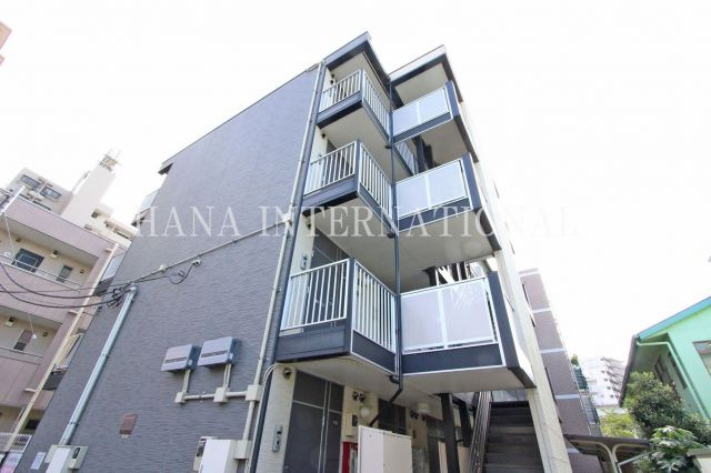 レオパレスプレシャスＳＲＫの外観