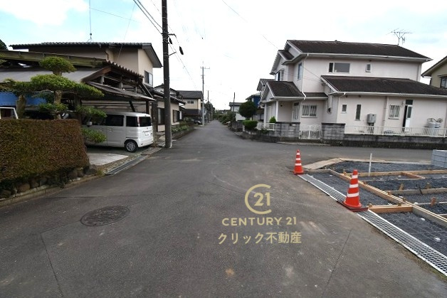 いろどりアイタウン　笠間市市野谷　24-P1　1の前面道路含む現地写真|現地撮影（2025年9月）