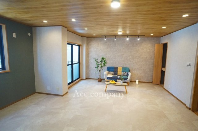 【居間・リビング】 | 生野区巽中2丁目 | 【LDK：17.7帖】