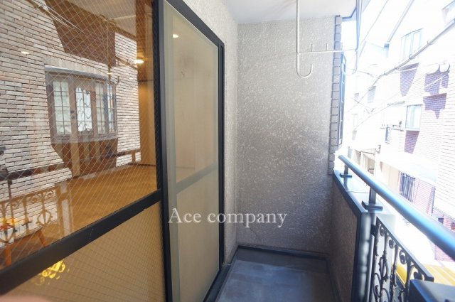 【バルコニー】 | 生野区巽中2丁目 | バルコニーは2階と3階にあります☆こちらはリビングに面した、東向きのバルコニーです☆