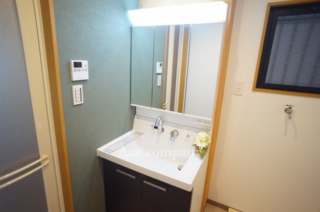 【独立洗面台】 | 生野区巽中2丁目 | 洗面台新調です☆