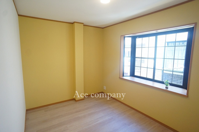 【子供部屋】 | 生野区巽中2丁目 | 【3階：洋室5帖】出窓があるお部屋です☆