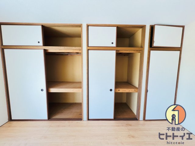 エバーグリーンの収納|洋室の収納スペースです