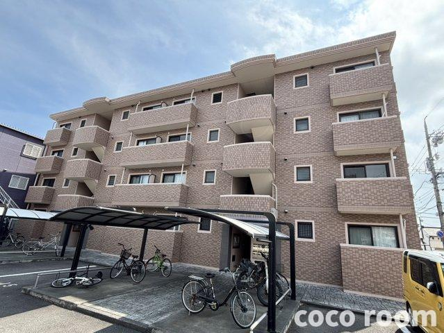 アムール高田の外観
