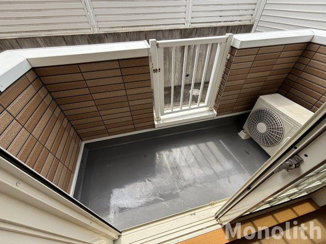 エレガントヒルズのバルコニー