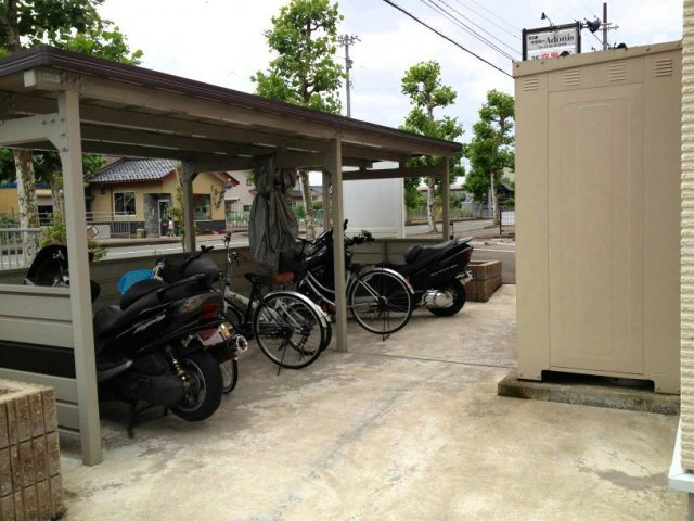 レオネクストただすの外観|落ち着いた雰囲気の外観です
