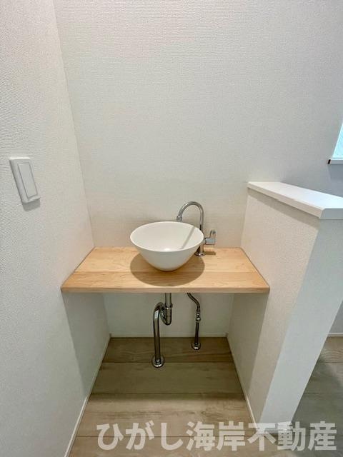 平塚市幸町　新築戸建の洗面所|セカンド洗面台