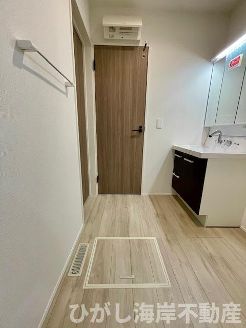 平塚市幸町　新築戸建の脱衣所|脱衣スペース