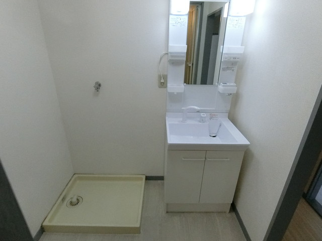 マンション吾光の洗面所