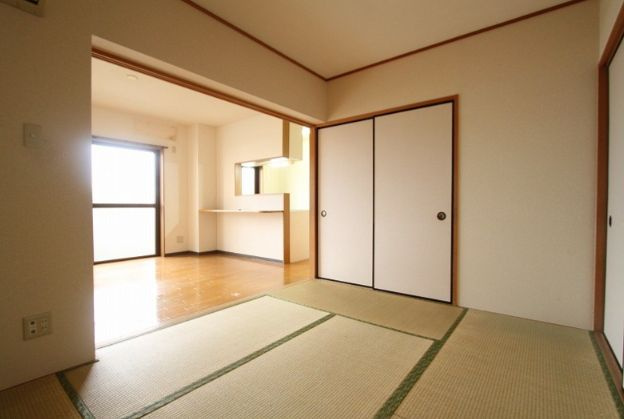 オリオンスクエアの和室