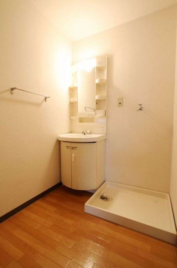 オリオンスクエアの独立洗面台