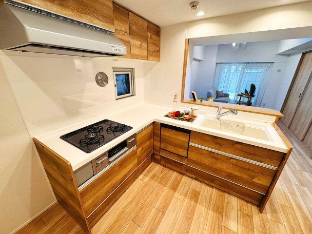 【キッチン】 | 成増ハウス（成増店） | 省スペースを活用したL字型カウンターキッチン。対面式の為、家族との会話も楽しめます☆