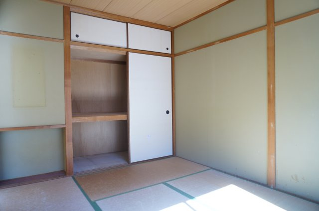 横尾１団地68号棟の和室|和室約６帖