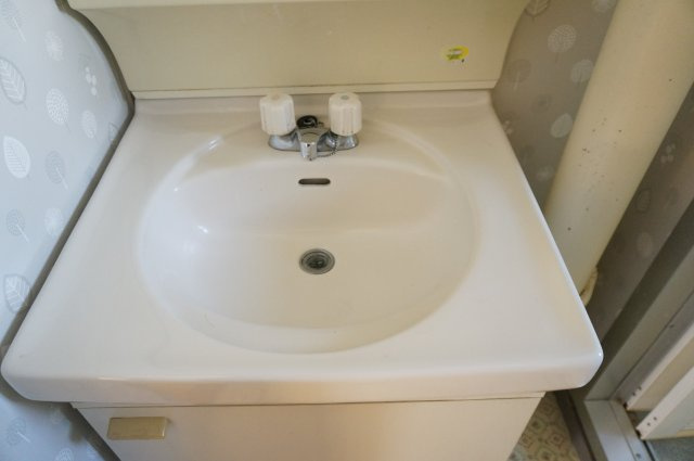 横尾１団地68号棟の独立洗面台